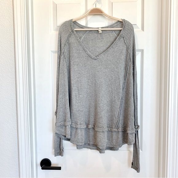 FP Heather Grey Waffle Knit Thermal Laguna Long Sleeve Tunic Tee with Thumbholes - Picture 3 of 8